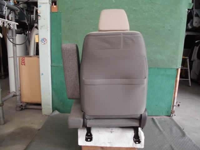 Driver's Seat HONDA N BOX 2017 DBA-JF3 — photo 5
