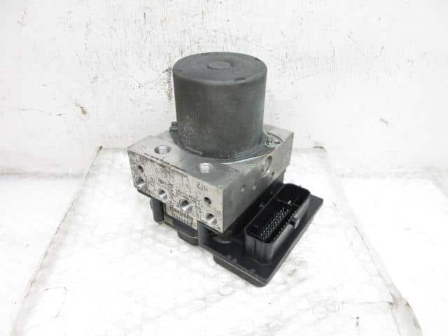 ABS Actuator AUDI Audi a5 2011 ABA-8TCDNL 8K061451 — photo 2