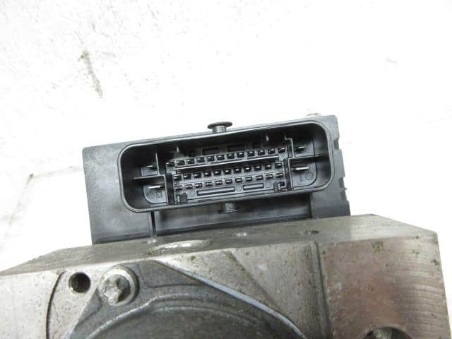 ABS Actuator AUDI Audi a5 2011 ABA-8TCDNL 8K061451 — photo 5