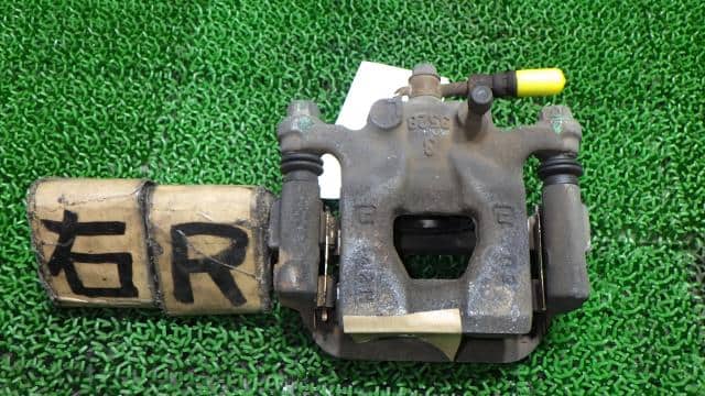 Rear Right Caliper NISSAN Serena 2012 DAA-HC26 — photo 1