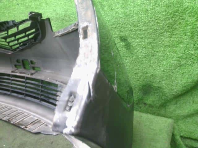 Front Bumper HONDA Elysion 2004 DBA-RR1 — photo 3