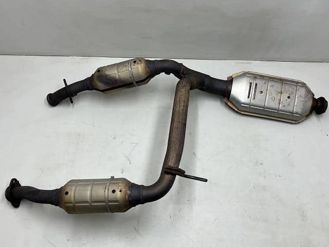Catalyst FORD Ford explorer 2003 GH-1FMEU74 — photo 5