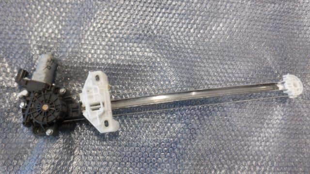 Rear Left Door Regulator HONDA Fit 2013 DBA-GK4 — photo 1