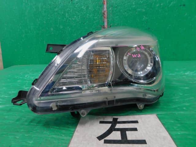 Left Headlight MITSUBISHI Delica D2 2014 DBA-MB15S — photo 1