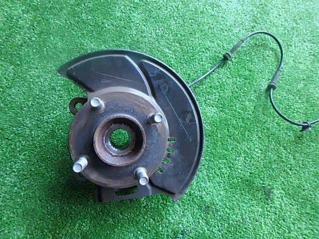 Front Left Knuckle Hub Assembly NISSAN Note 2013 DBA-NE12 — photo 1