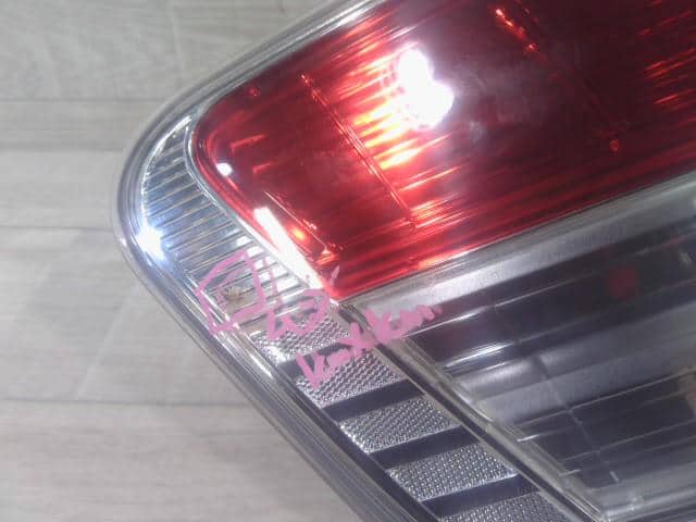 Left Tail Light TOYOTA Avensis 2011 DBA-ZRT272 — photo 3