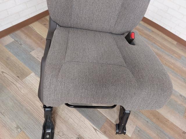 Driver's Seat HONDA N BOX 2023 6BA-JF4 81121TTAJ01ZA — photo 4