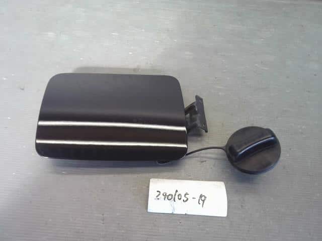 Fuel Filler Lid NISSAN President 2010 CBA-PGF50 — photo 1