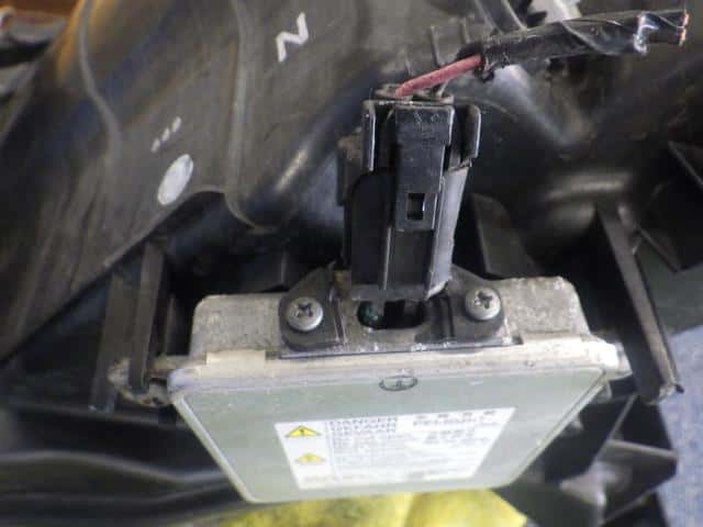Right Headlight HONDA Freed Spike 2012 DBA-GB3 — photo 5