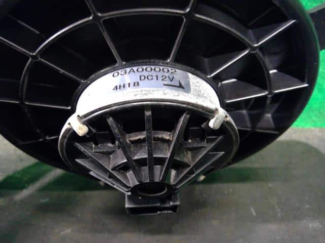 Blower Motor SUBARU Pleo 2004 TA-RA2 72210KE010 — photo 4