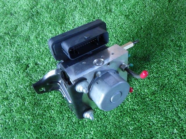 ABS Actuator DAIHATSU Tanto 2015 DBA-LA610S — photo 4