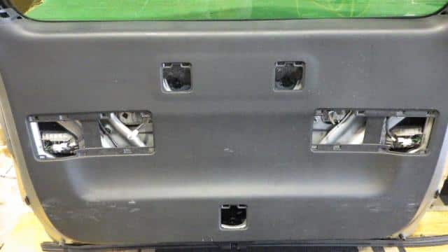 Back Door Assembly TOYOTA Alphard 2009 DBA-ANH20 — photo 8