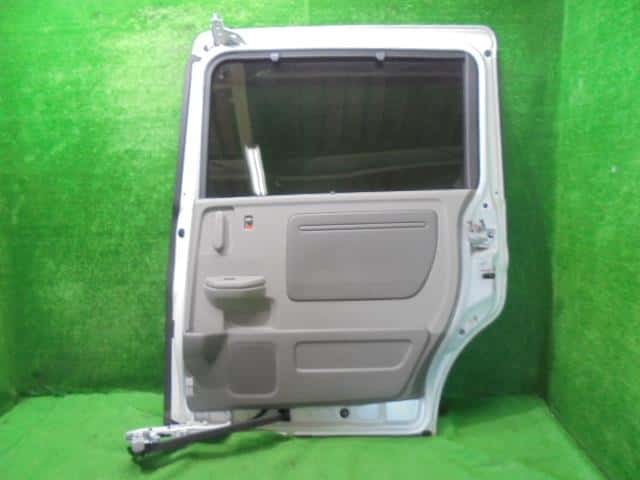 Rear Right Door Assembly HONDA Step Wagon 2016 DBA-RP1 — photo 5
