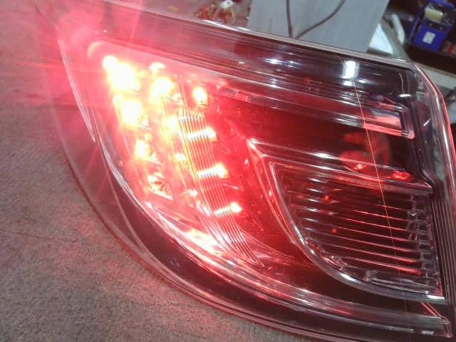 Left Tail Light MAZDA Atenza 2008 DBA-GH5FS G33H51160H — photo 5