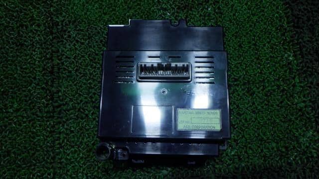 A/C Control Panel NISSAN Roox 2009 DBA-ML21 — photo 2