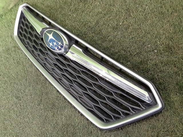 Radiator Grille SUBARU Impreza 2018 DBA-GT3 — photo 3
