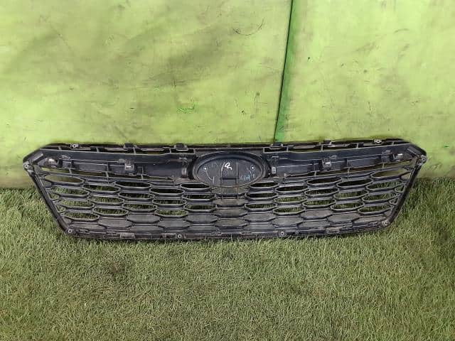 Radiator Grille SUBARU Impreza 2018 DBA-GT3 — photo 4