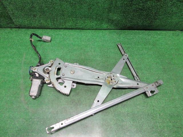 Front Right Door Regulator HONDA Life Dunk 2001 LA-JB3 — photo 5