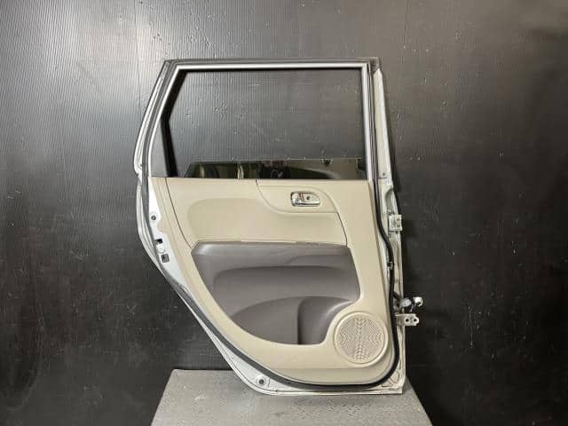 Rear Left Door Assembly HONDA N-one 2013 DBA-JG1 — photo 2