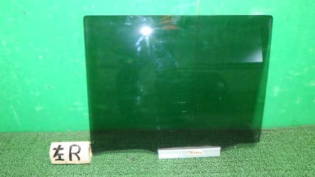 Rear Left Door Windshield SUZUKI Hustler 2015 DAA-MR41S 8454665P00 — photo 1
