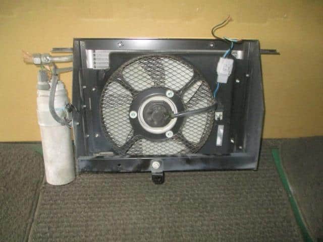 Condenser SUZUKI Carry 2017 EBD-DA16T — photo 1