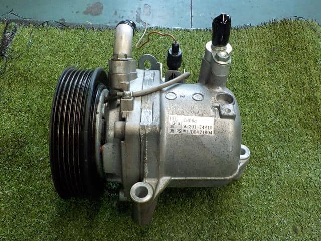 A/C Compressor SUZUKI Alto 2017 DBA-HA36S 9520074P10 — photo 1