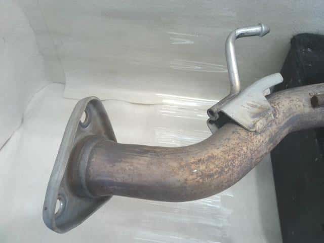 Exhaust Center Muffler HONDA CR-Z 2010 DAA-ZF1 — photo 4