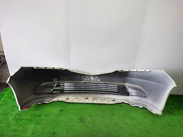 Front Bumper HONDA Elysion 2007 DBA-RR3 — photo 2