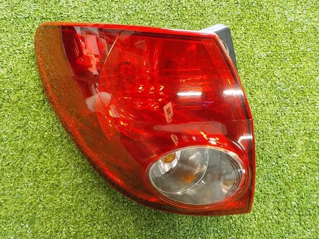 Left Tail Light NISSAN Wingroad 2009 DBA-NY12 — photo 1