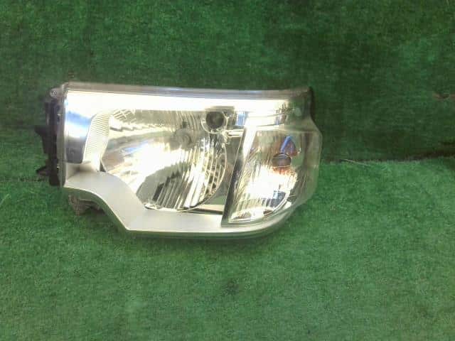 Left Headlight MITSUBISHI Minicab 2013 GD-U61 — photo 1