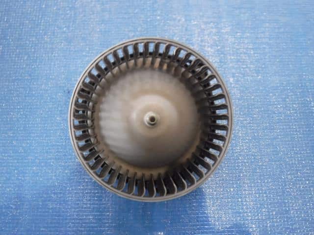 Blower Motor HONDA Step Wagon 2007 DBA-RG2 — photo 2