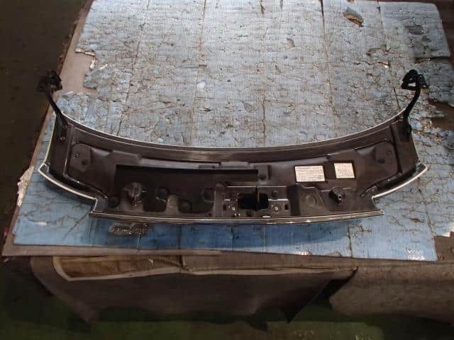 Bonnet Hood DAIHATSU Tanto 2015 DBA-LA610S — photo 3