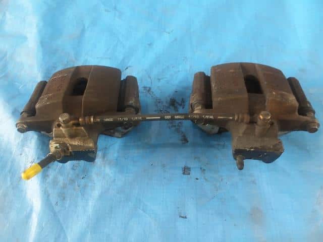 Front Left Caliper Mitsubishi Fuso 2011 SKG-FEB50 MK585099 — photo 3
