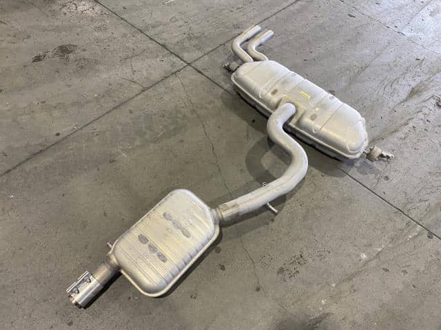 Rear Muffler AUDI Audi a3 2020 ABA-8VCZPF — photo 1