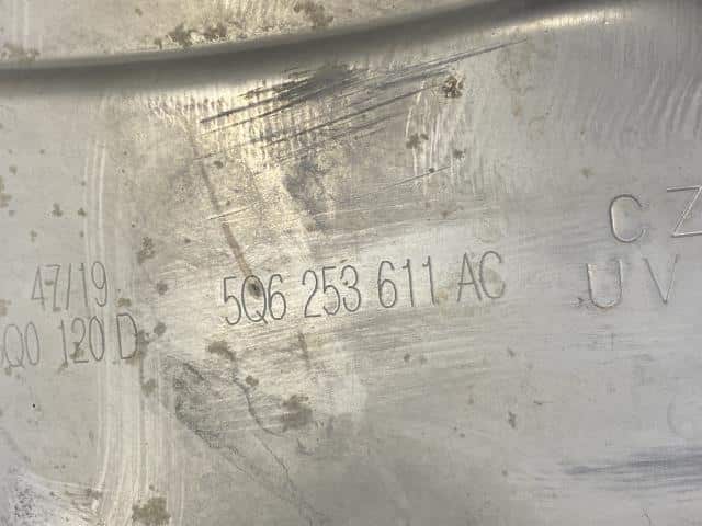 Rear Muffler AUDI Audi a3 2020 ABA-8VCZPF — photo 5