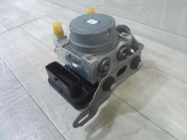 ABS Actuator SUZUKI Hustler 2019 DAA-MR41S 5613065PU0 — photo 3