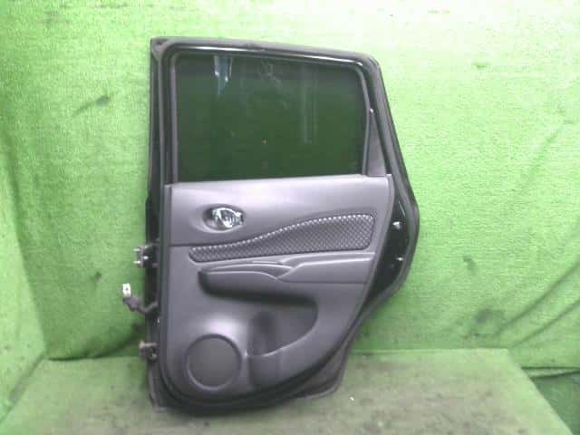 Rear Right Door Assembly NISSAN Note 2013 DBA-E12 — photo 2