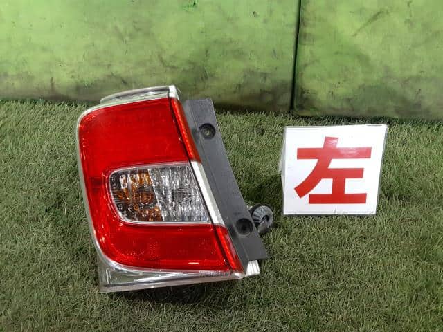 Left Tail Light HONDA Freed 2015 DBA-GB3 — photo 1