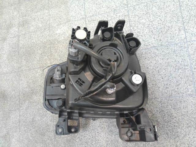Right Headlight SUZUKI Alto 2014 HBD-HA36V 3512074P00 — photo 4