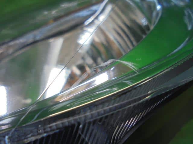 Left Headlight HONDA Fit 2011 DAA-GP1 — photo 4