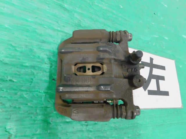 Rear Left Caliper HONDA Step Wagon 2010 DBA-RK5 — photo 1