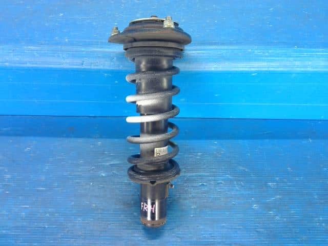 Front Right Strut HONDA Acty 2011 EBD-HA8 — photo 1