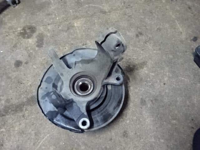 Front Right Knuckle Hub Assembly HONDA Acty 2013 EBD-HH6 51211S3A020 — photo 1