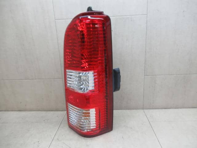 Right Tail Light SUZUKI Every 2001 GF-DA52W 3565063H00 — photo 2