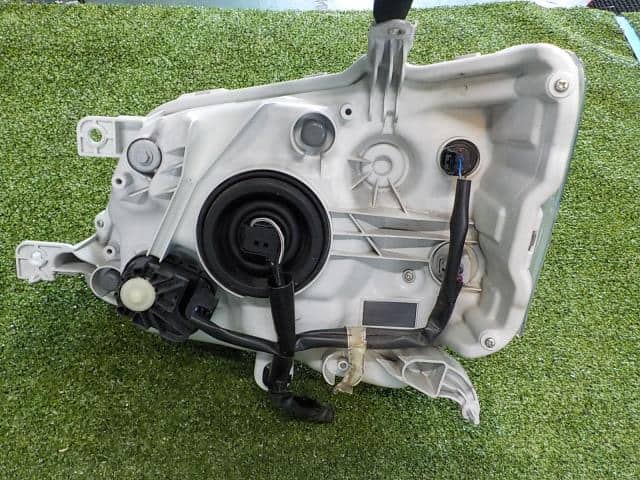 Right Headlight DAIHATSU Hijet 2019 EBD-S321V — photo 2