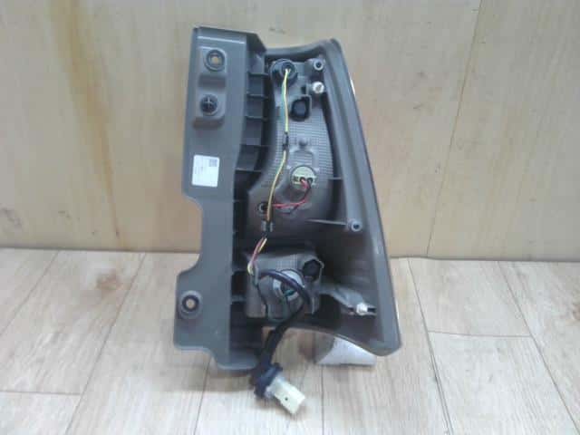 Left Tail Light SUZUKI Solio 2019 DBA-MA26S 3567081P01 — photo 5