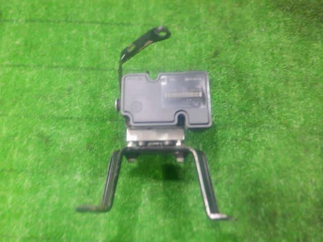 ABS Actuator TOYOTA bB 2006 DBA-QNC25 — photo 2