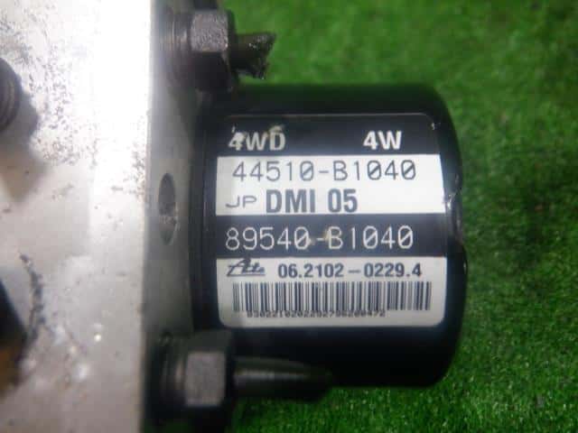 ABS Actuator TOYOTA bB 2006 DBA-QNC25 — photo 3