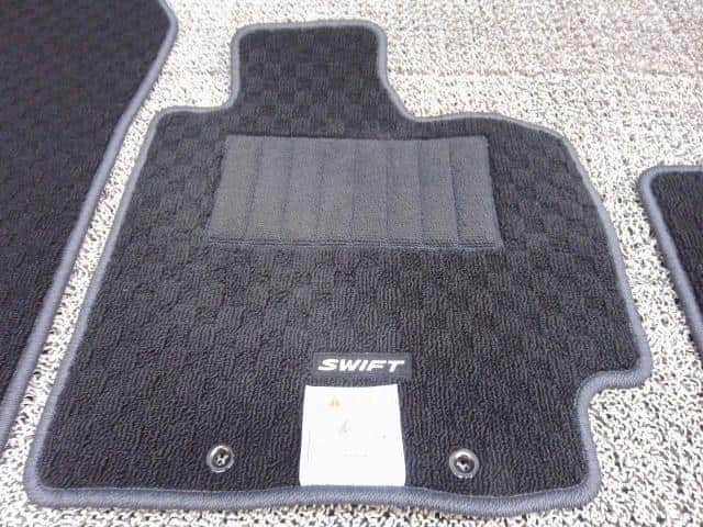 Floor Mat SUZUKI Swift 2022 5AA-ZC53S — photo 4