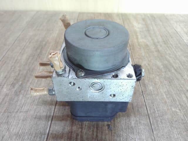 ABS Actuator SUZUKI Palette 2008 DBA-MK21S 5611082KA0 — photo 2
